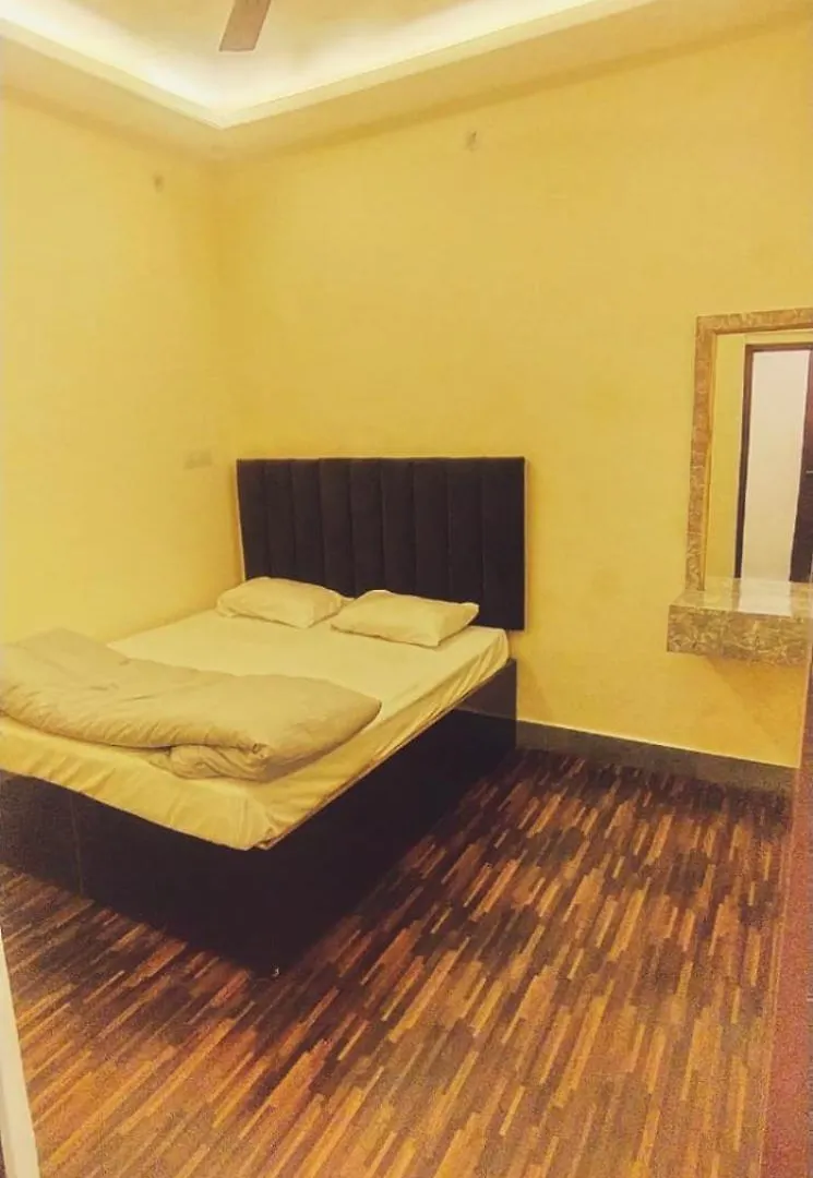 The Temple View- 100 Meter To Vishwanath Mandir Hotel Varanasi 5*,  India